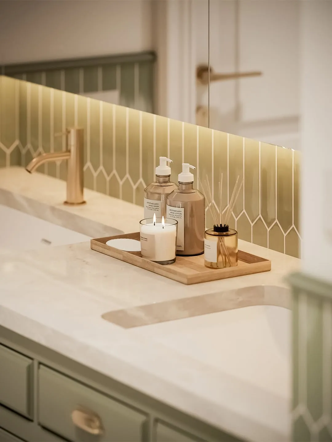 Modern Vanity And Storage Design